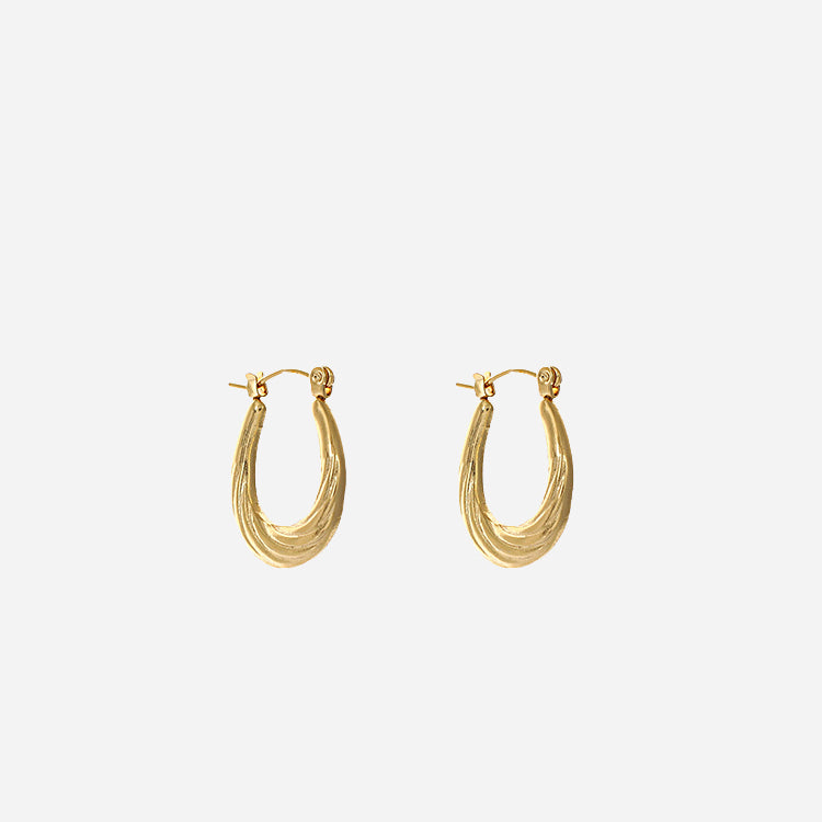 Kim Hoops