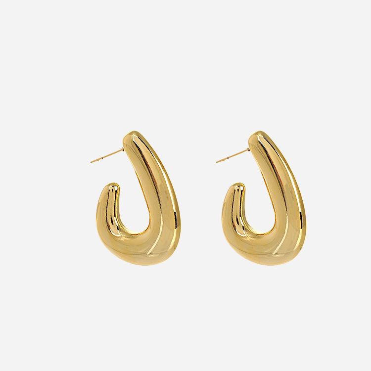 Hannah hoops