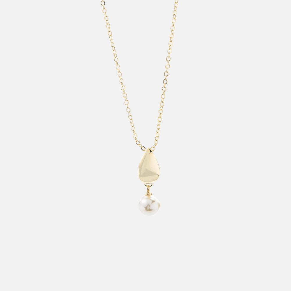 Pure Grace Pearl Necklace