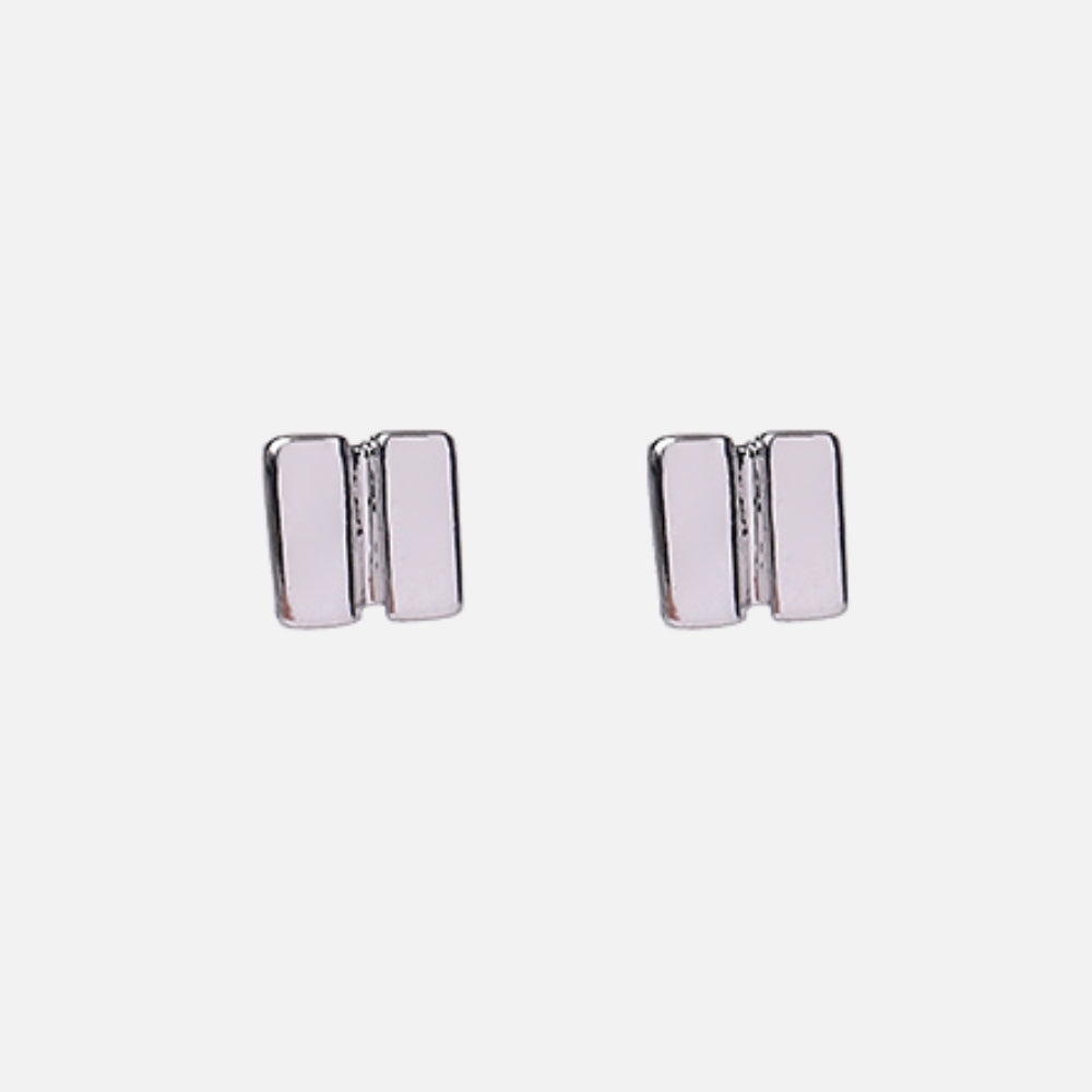 Minimal Bar Studs